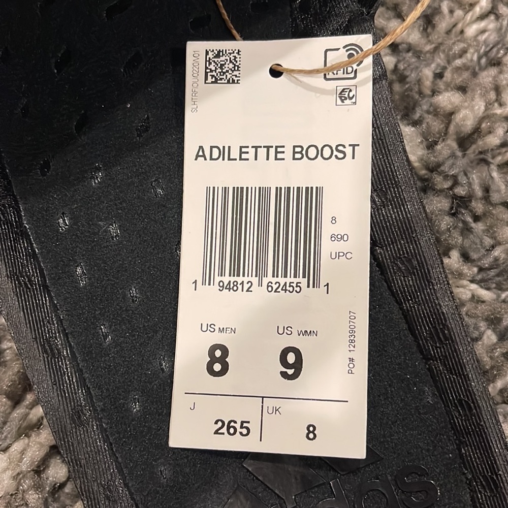 New ADIDAS ADILETTE BOOST Slides in Black - Picture 15 of 16
